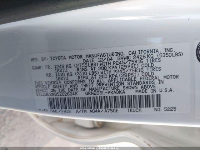 Toyota Tacoma Prerunner V6 Image 9