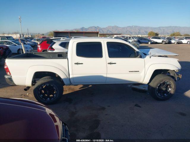 Toyota Tacoma Prerunner V6 Image 16