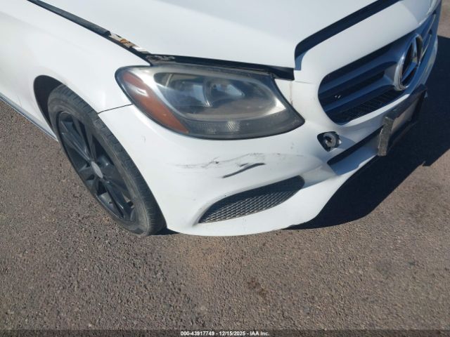 Mercedes-Benz C-Class Image 10