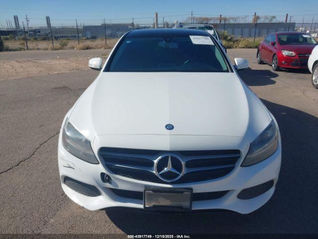 Mercedes-Benz C-Class Image 4