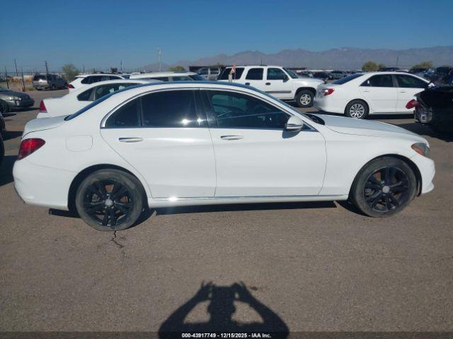 Mercedes-Benz C-Class Image 6