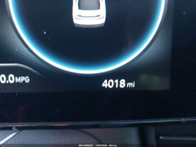 Hyundai ELANTRA Image 13