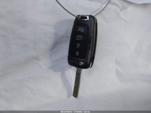 Hyundai VELOSTER 2.0 Image 14