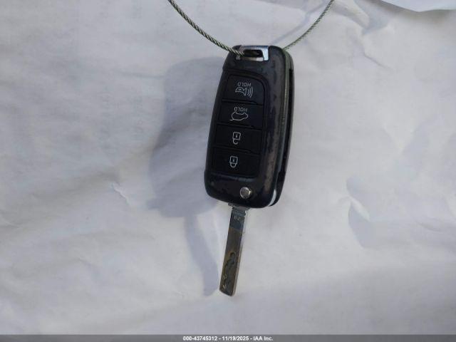 Hyundai VELOSTER 2.0 Image 14