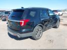 Ford Explorer Platinum Image 13