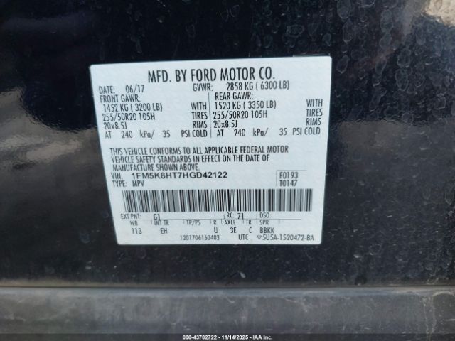 Ford Explorer Platinum Image 4