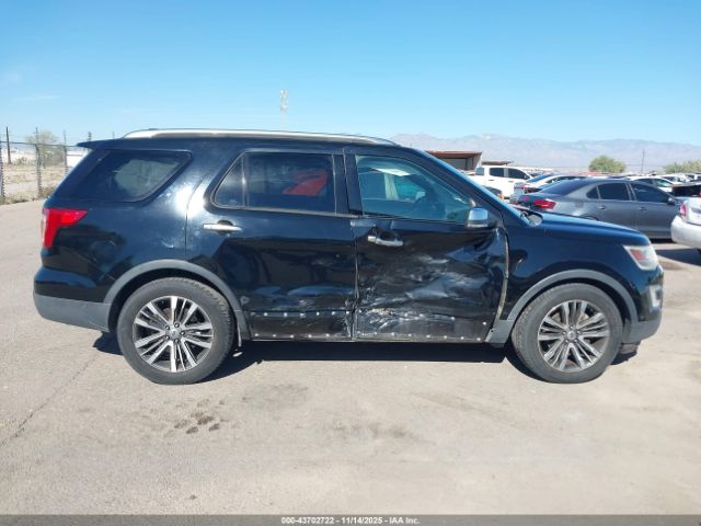 Ford Explorer Platinum Image 3