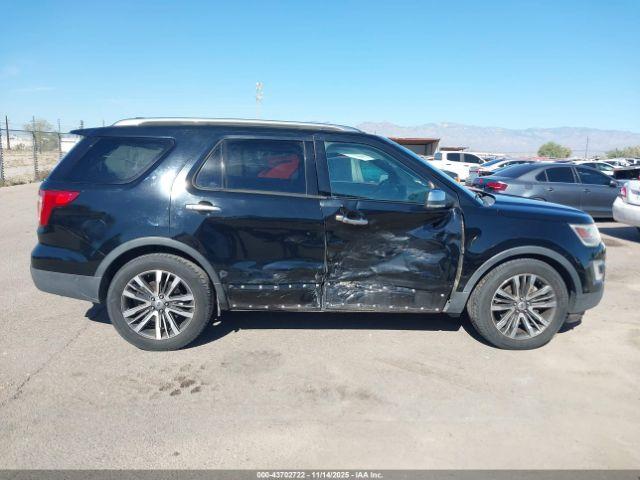 Ford Explorer Platinum Image 3