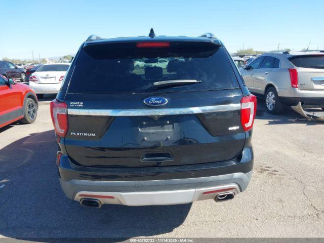 Ford Explorer Platinum Image 7
