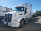 Peterbilt 579 Image 12