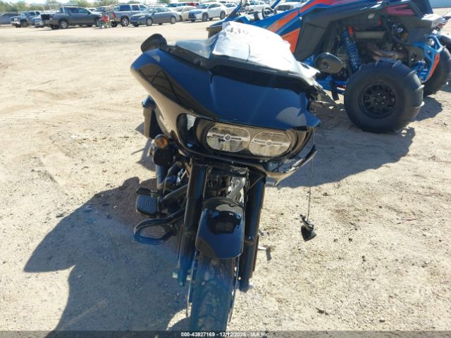 Harley-Davidson Fltrxst Image 6