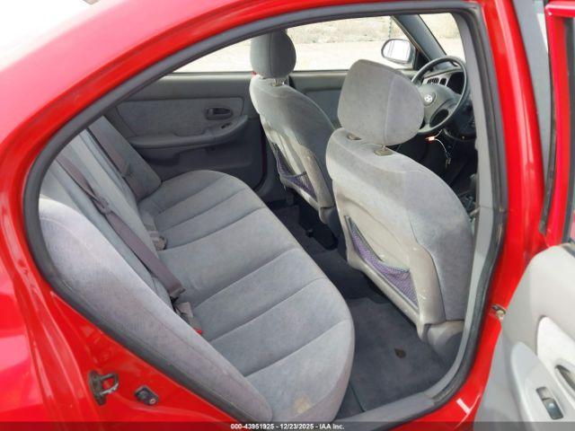 Hyundai ELANTRA Image 9