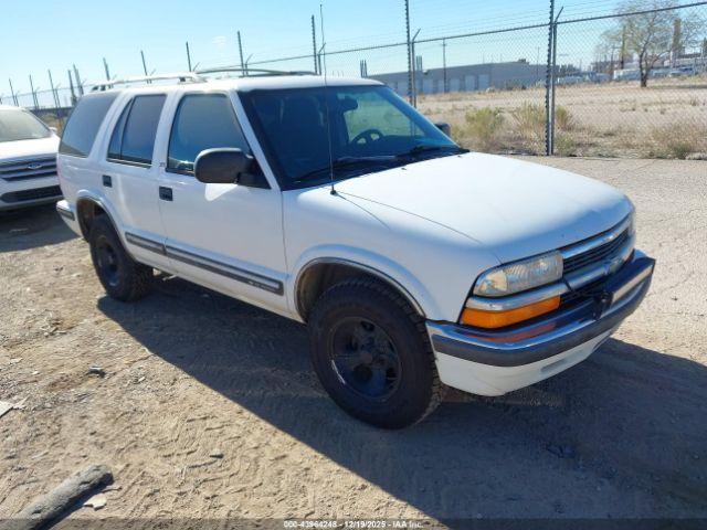  Salvage Chevrolet Blazer