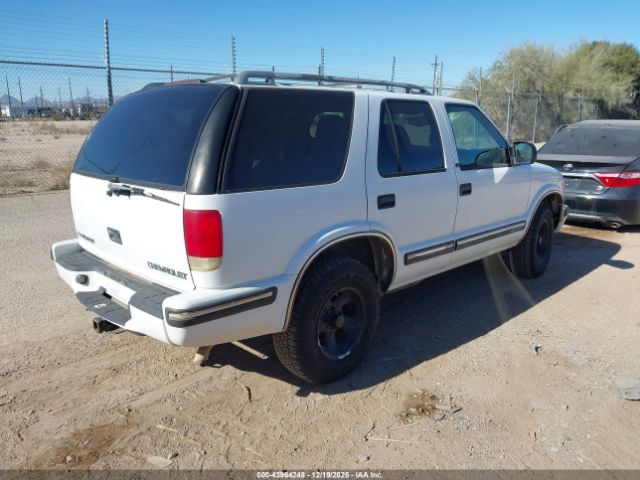 Chevrolet Blazer Ls Image 11