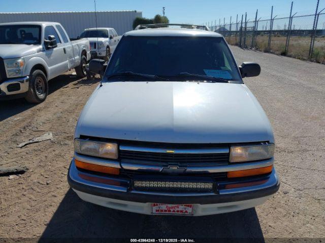 Chevrolet Blazer Ls Image 6