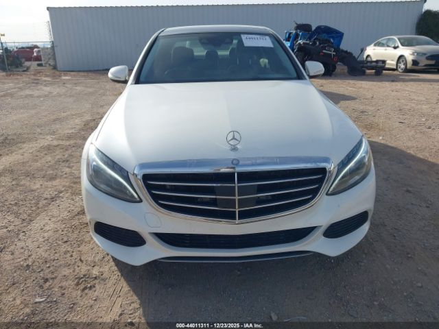 Mercedes-Benz C-Class Luxury 4matic Image 7