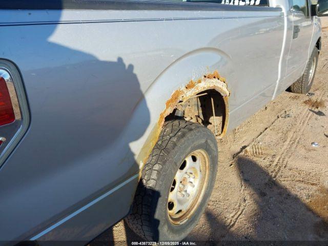 Ford F-150 Xl Image 13