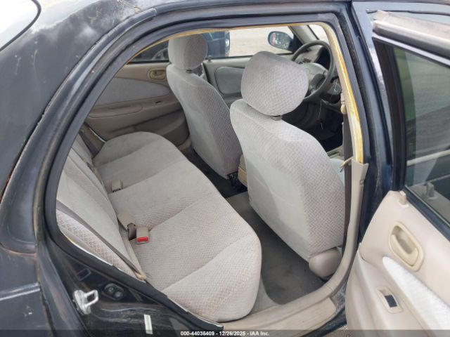 Toyota Corolla Ce Image 12