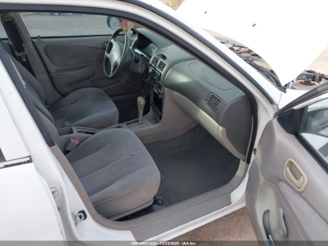 Toyota Corolla Ce Image 11