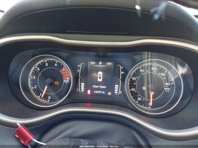 Jeep Cherokee Latitude Image 15