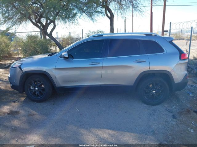 Jeep Cherokee Latitude Image 8