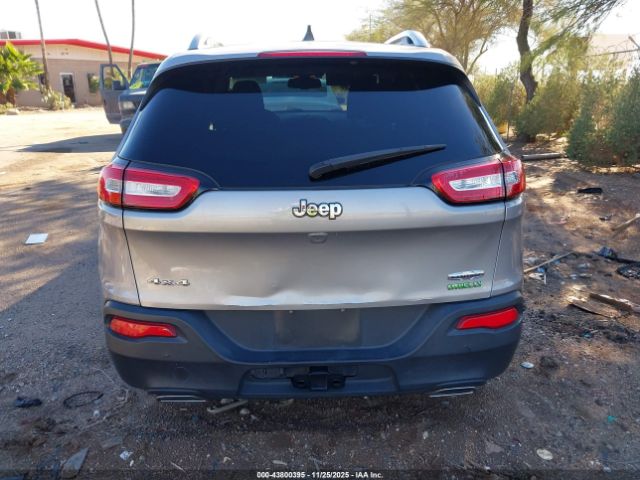 Jeep Cherokee Latitude Image 2