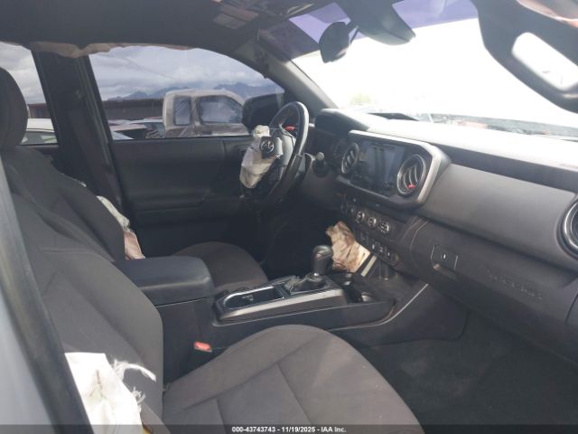 Toyota Tacoma Trd Off Road Image 10