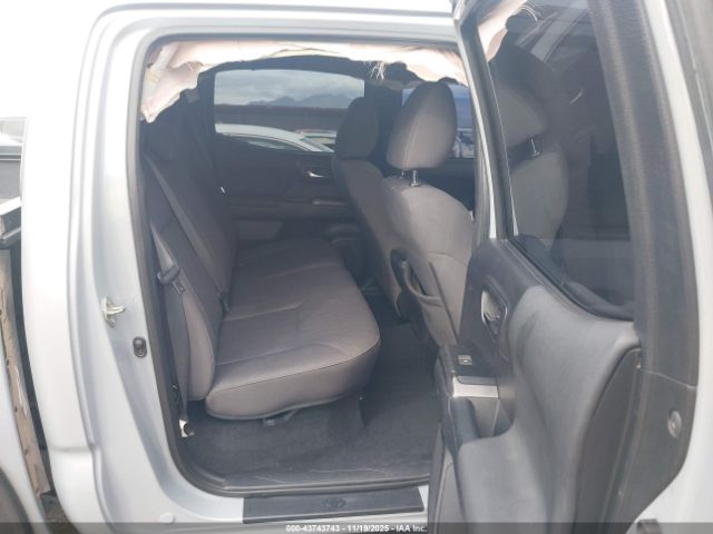 Toyota Tacoma Trd Off Road Image 9