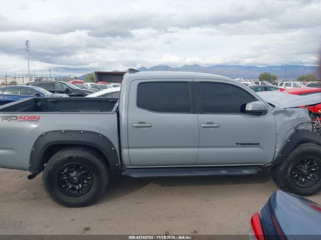 Toyota Tacoma Trd Off Road Image 16