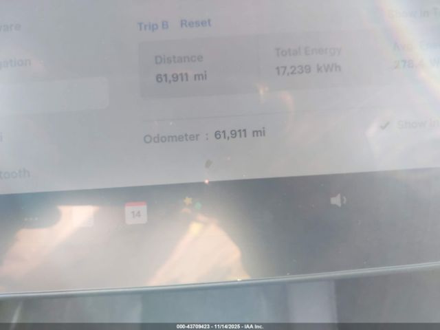 Tesla Model 3 Performance Dual Motor All-wheel Drive Image 13