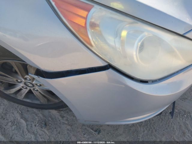 Hyundai SONATA Gls Image 12