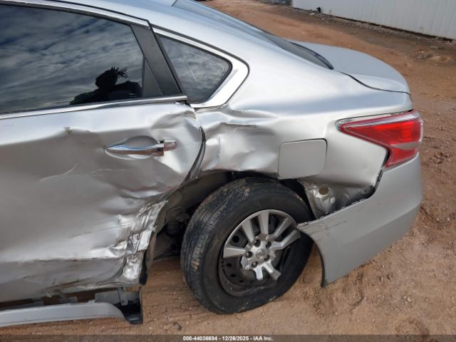 Nissan Altima 2.5 S Image 8