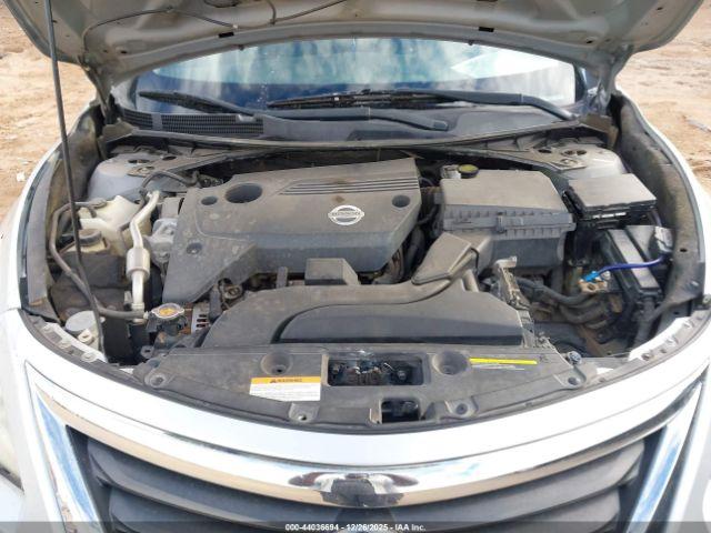Nissan Altima 2.5 S Image 14