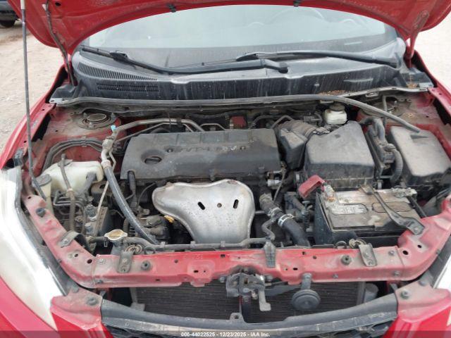 Toyota Matrix S Image 8