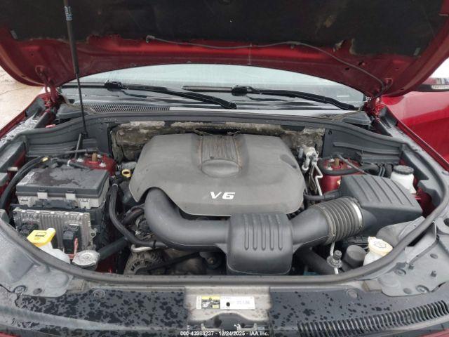 Jeep Grand Cherokee Overland Image 7