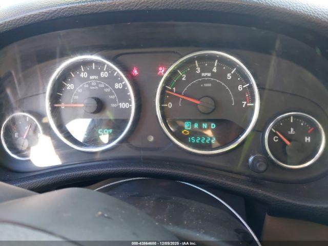 Jeep Wrangler Rubicon Image 12