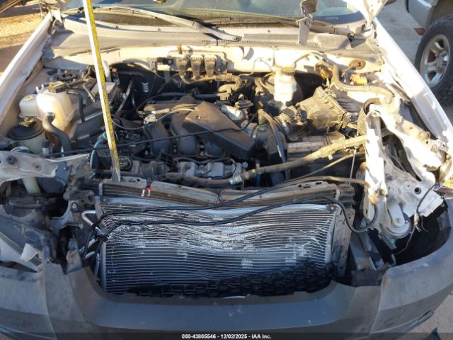 Ford Escape Xlt Image 10