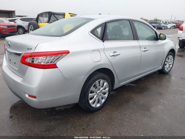 Nissan Sentra Image 4