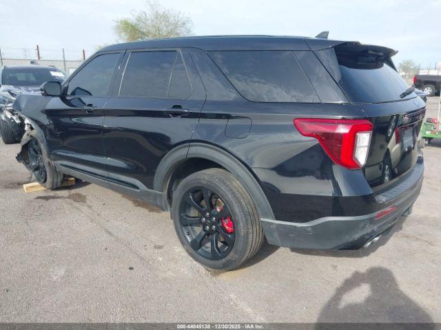Ford Explorer St Image 3