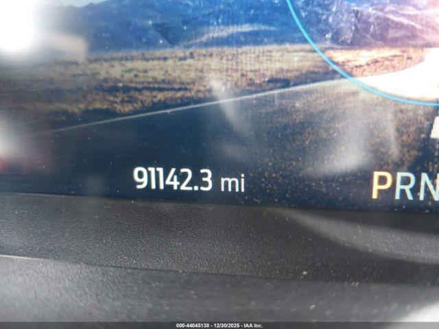 Ford Explorer St Image 12