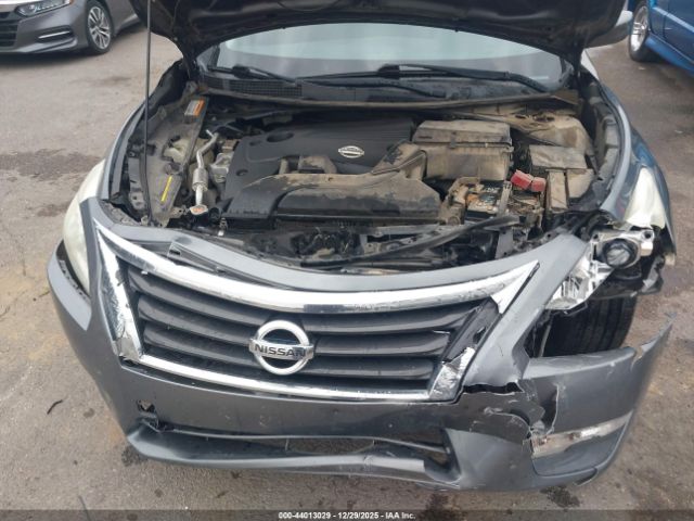 Nissan Altima 2.5 S Image 9