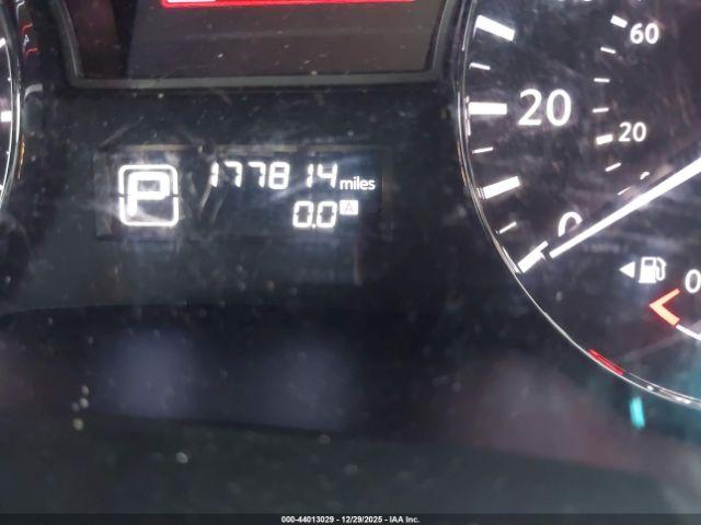 Nissan Altima 2.5 S Image 12