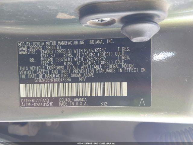 Toyota Highlander Base V6 Image 10