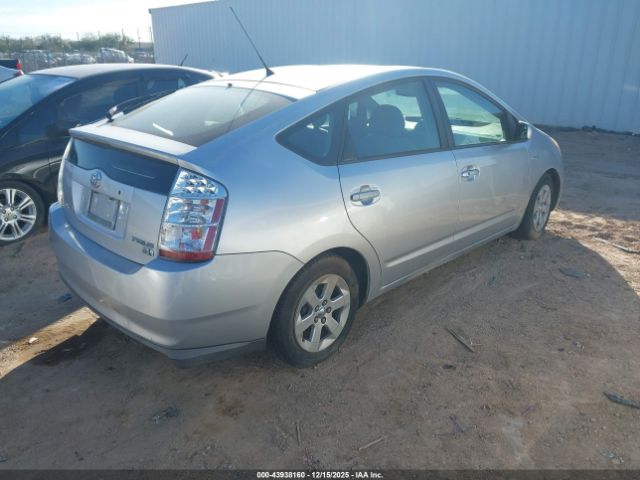 Toyota Prius Image 11