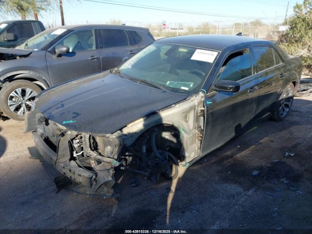 Chrysler 300 Touring Image 4