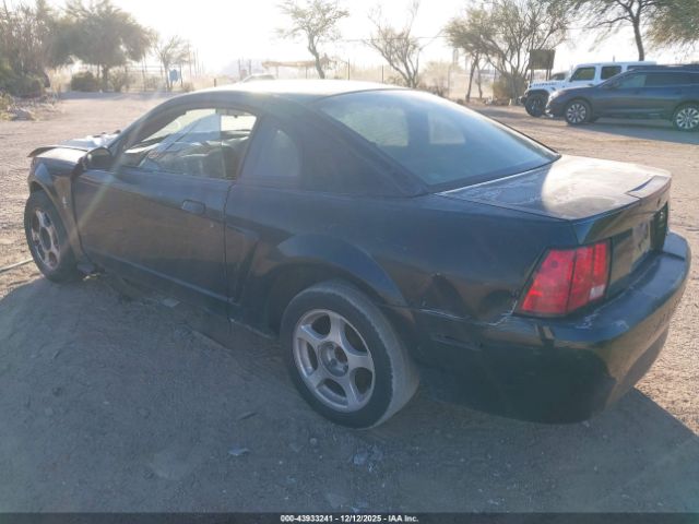 Ford Mustang Image 2