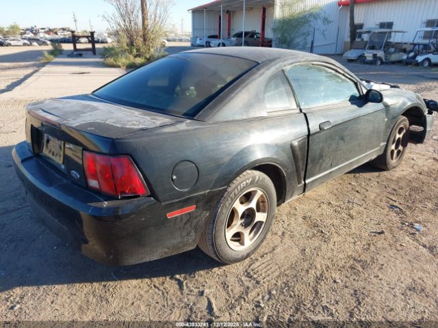 Ford Mustang Image 3