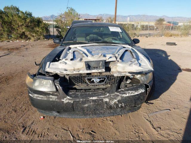 Ford Mustang Image 7