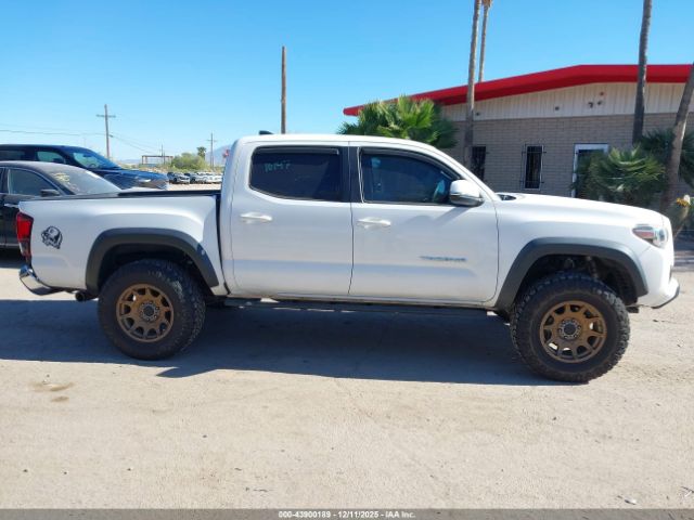 Toyota Tacoma Trd Off Road Image 12