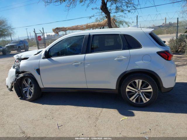 Mitsubishi Outlander Image 14